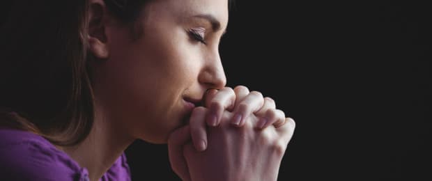 woman praying